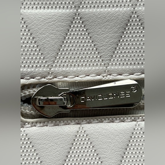 David Jones white shoulder purse - Picture 3 of 4
